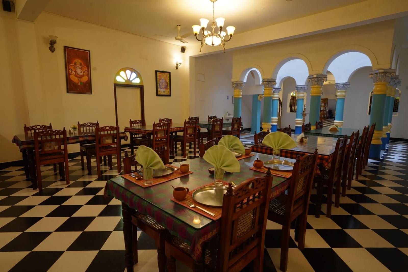 The Chettinad Heritage Kanadukattan Exterior photo
