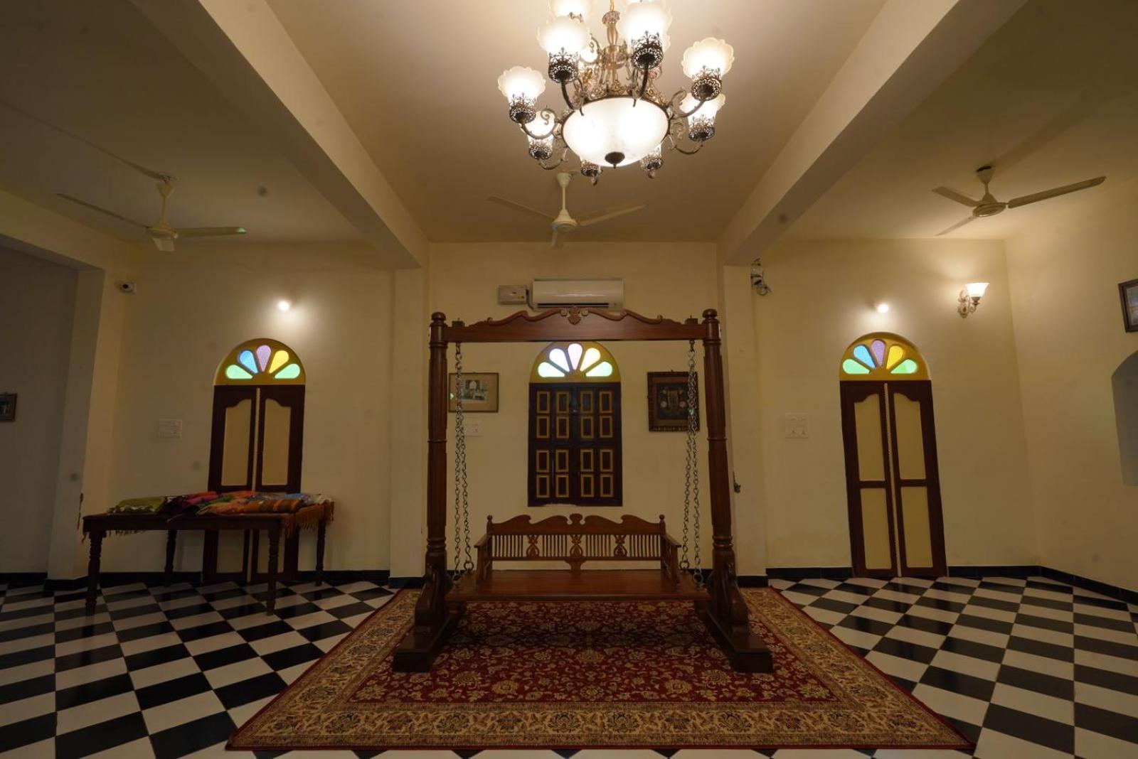The Chettinad Heritage Kanadukattan Exterior photo